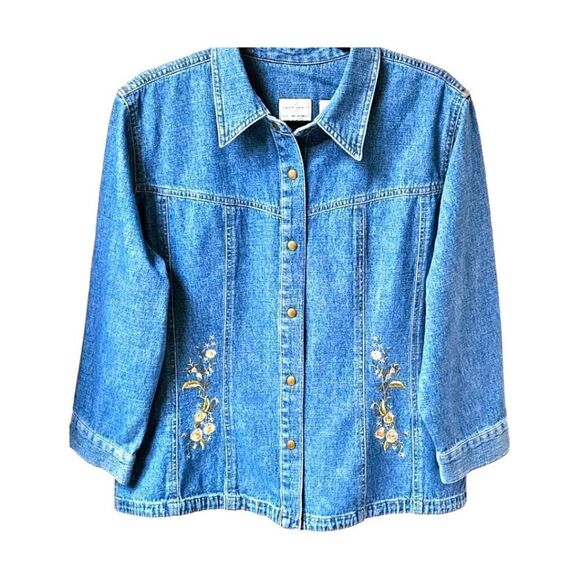 Liz Claiborne Emma James Plus Size Embroidery Floral Shirt, Jacket - Picture 2 of 13